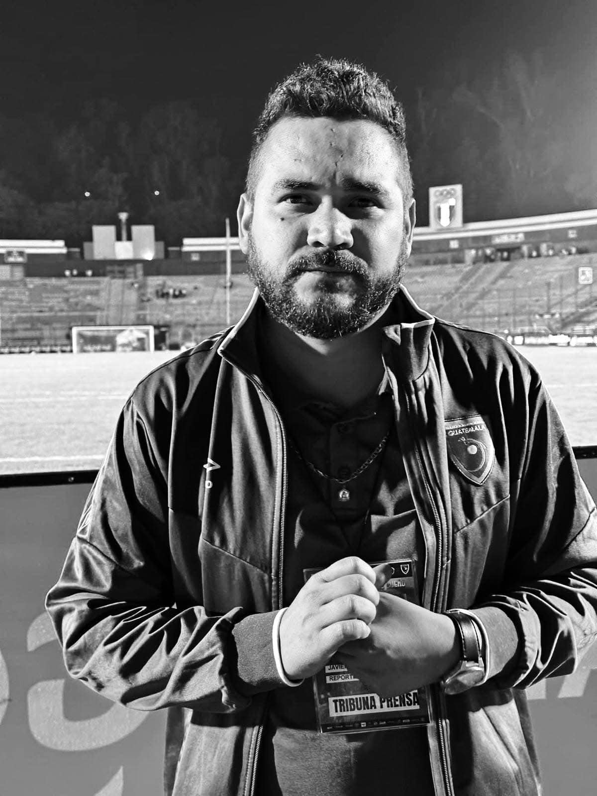 Fallece periodista deportivo Javier Alvizures