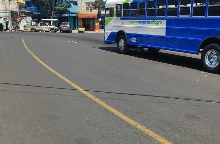 BUSES DE MIXCO SE VAN A PARO!!