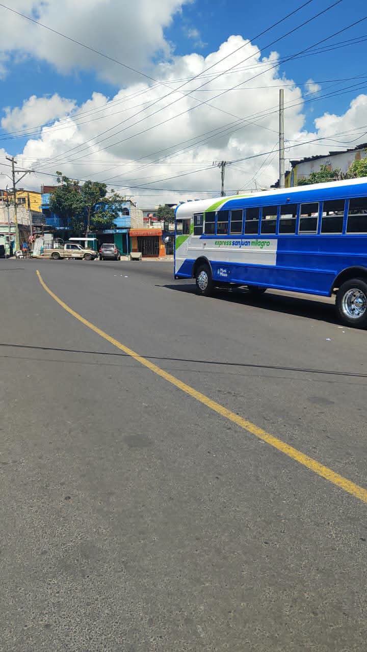 BUSES DE MIXCO SE VAN A PARO!!