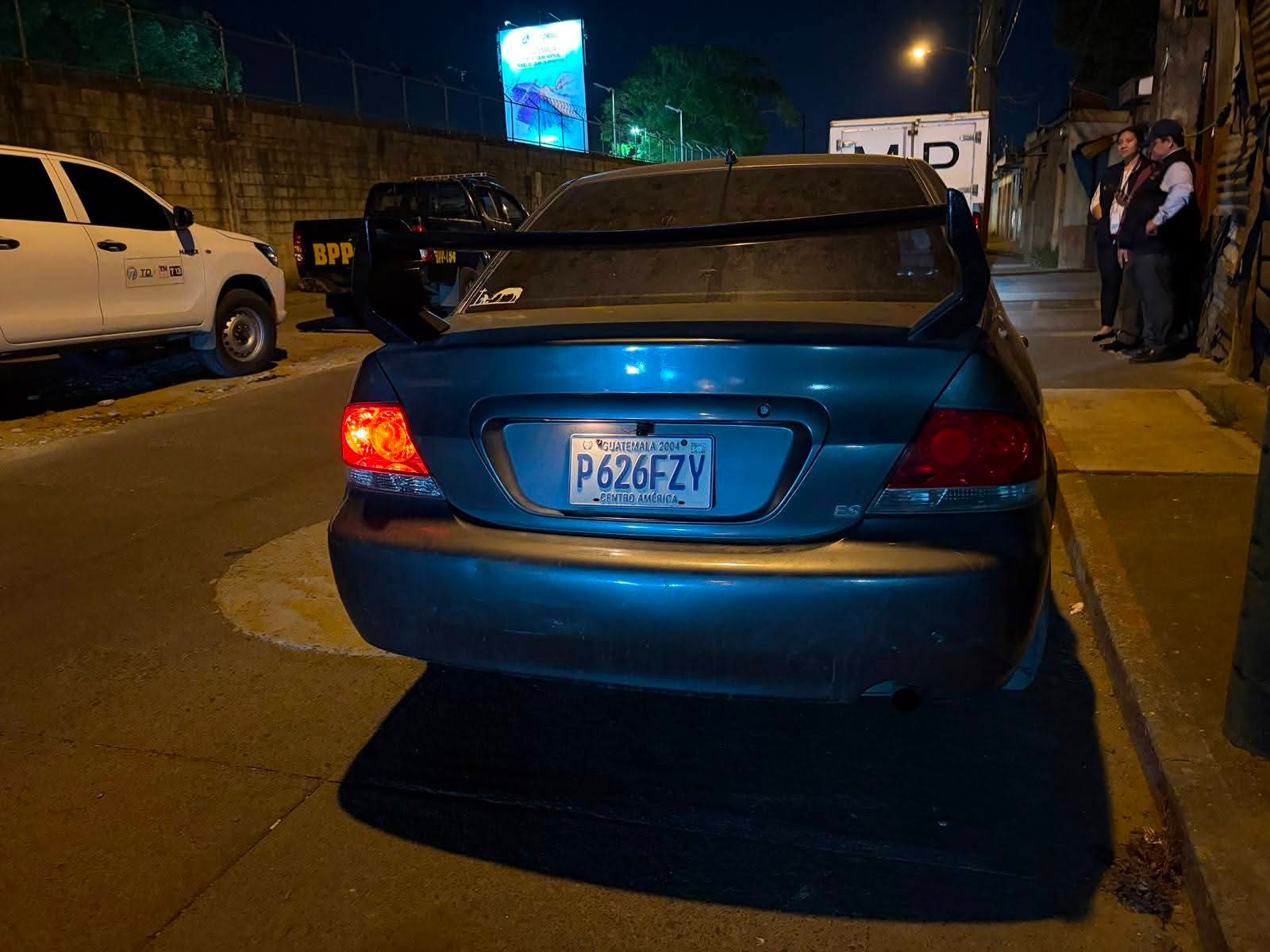 Capturan en zona 6 a presunto guardián de la Mara Salvatrucha e incautan cinco vehículos robados
